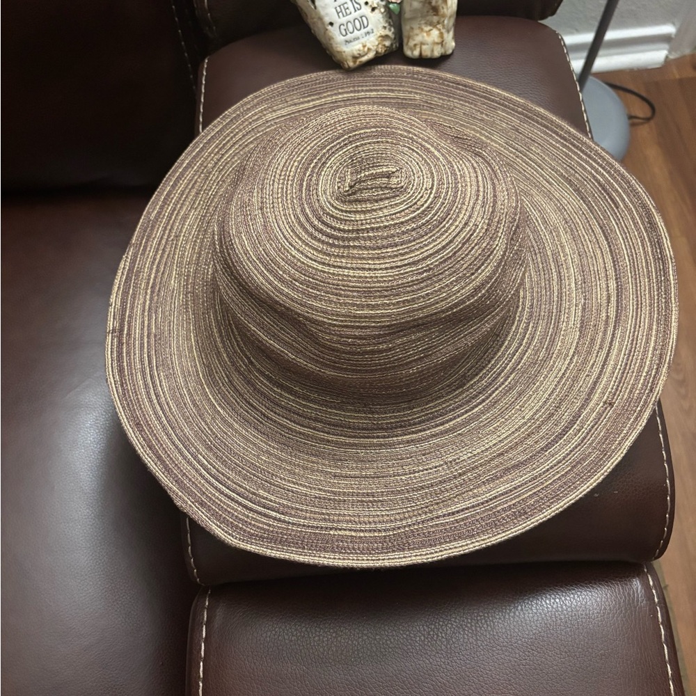 Womens Wide Brim Straw Sun Hat - Brown